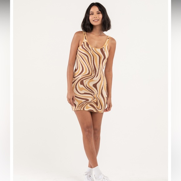 NWT RSQ Sweater Dress - Picture 3 of 3